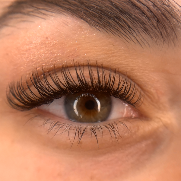 extensiones de pesta&ntilde;as efecto natural