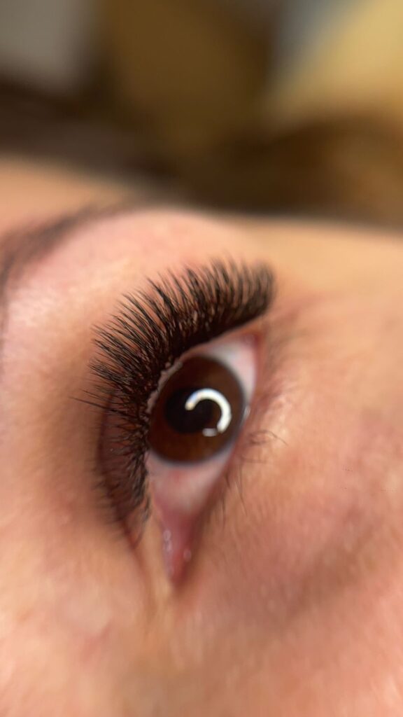 Extensiones de pesta&ntilde;as